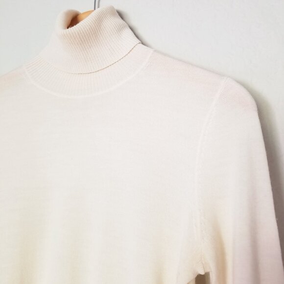 Veronica Beard 100% Merino Wool Turtleneck Tol Bell Sleeve Sweater S Cream Ivory - Picture 4 of 13